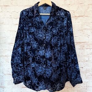 Torrid floral velvet button up shirt